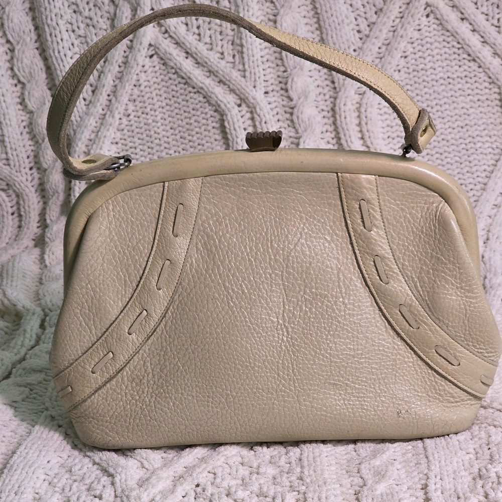 Vintage Kiss Lock Handbag Cream Leather Frame Clutch‎ Purse 50s 60s